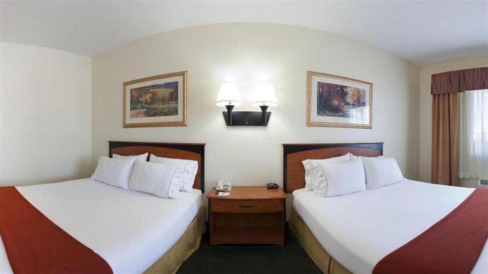 Holiday Inn Express & Suites Alamosa By Ihg Exterior foto