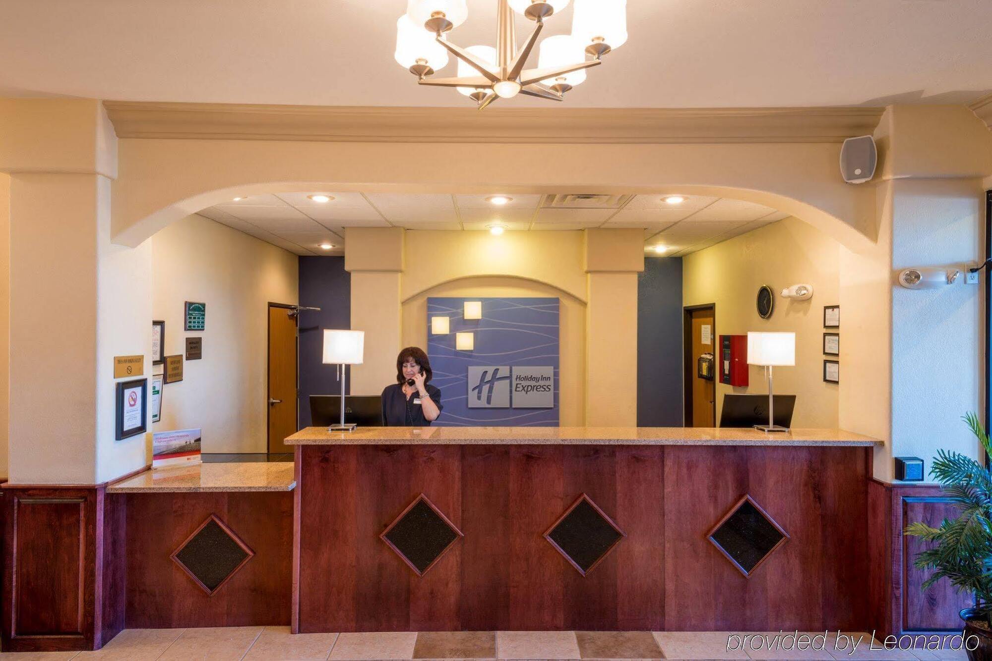 Holiday Inn Express & Suites Alamosa By Ihg Exterior foto