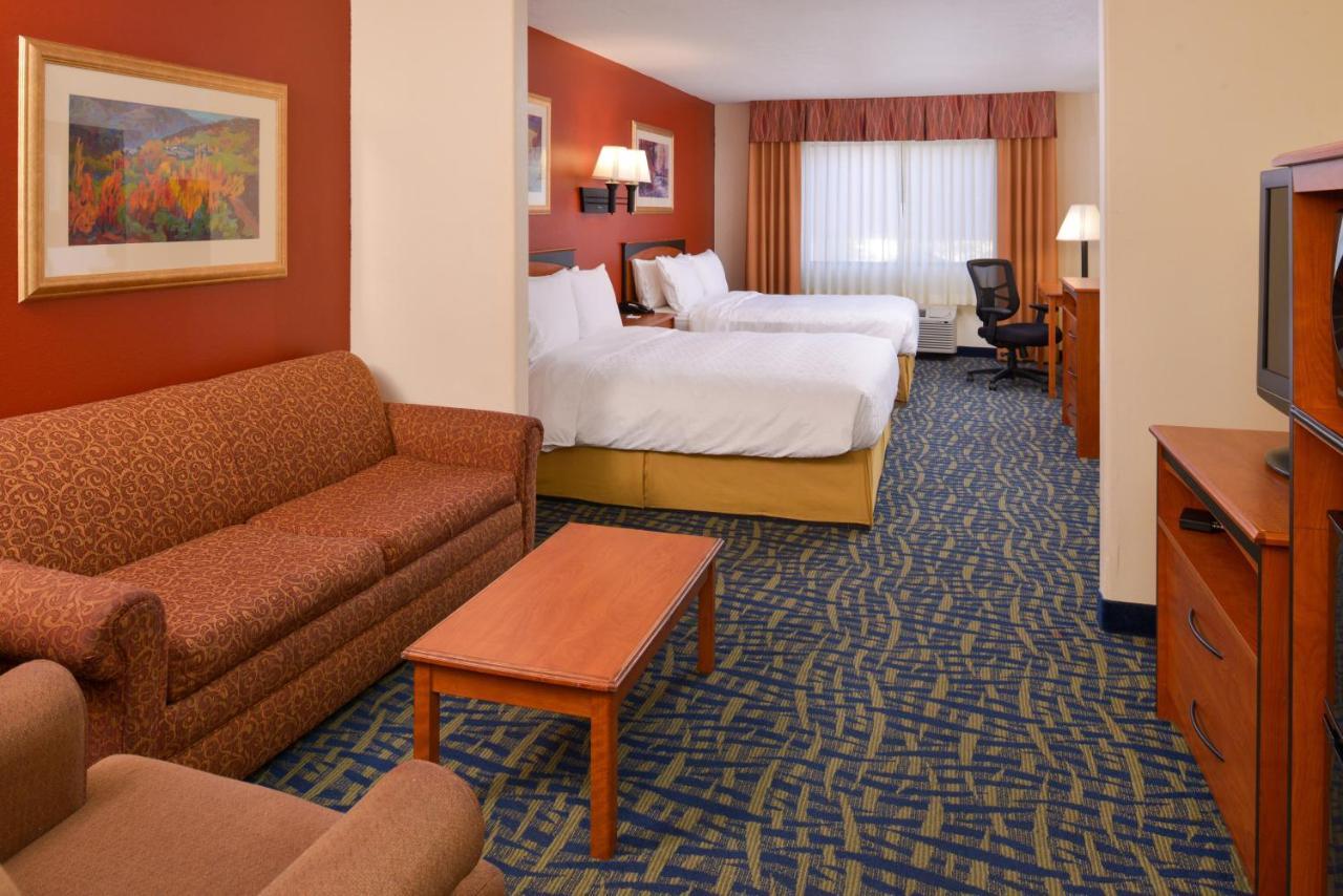 Holiday Inn Express & Suites Alamosa By Ihg Exterior foto